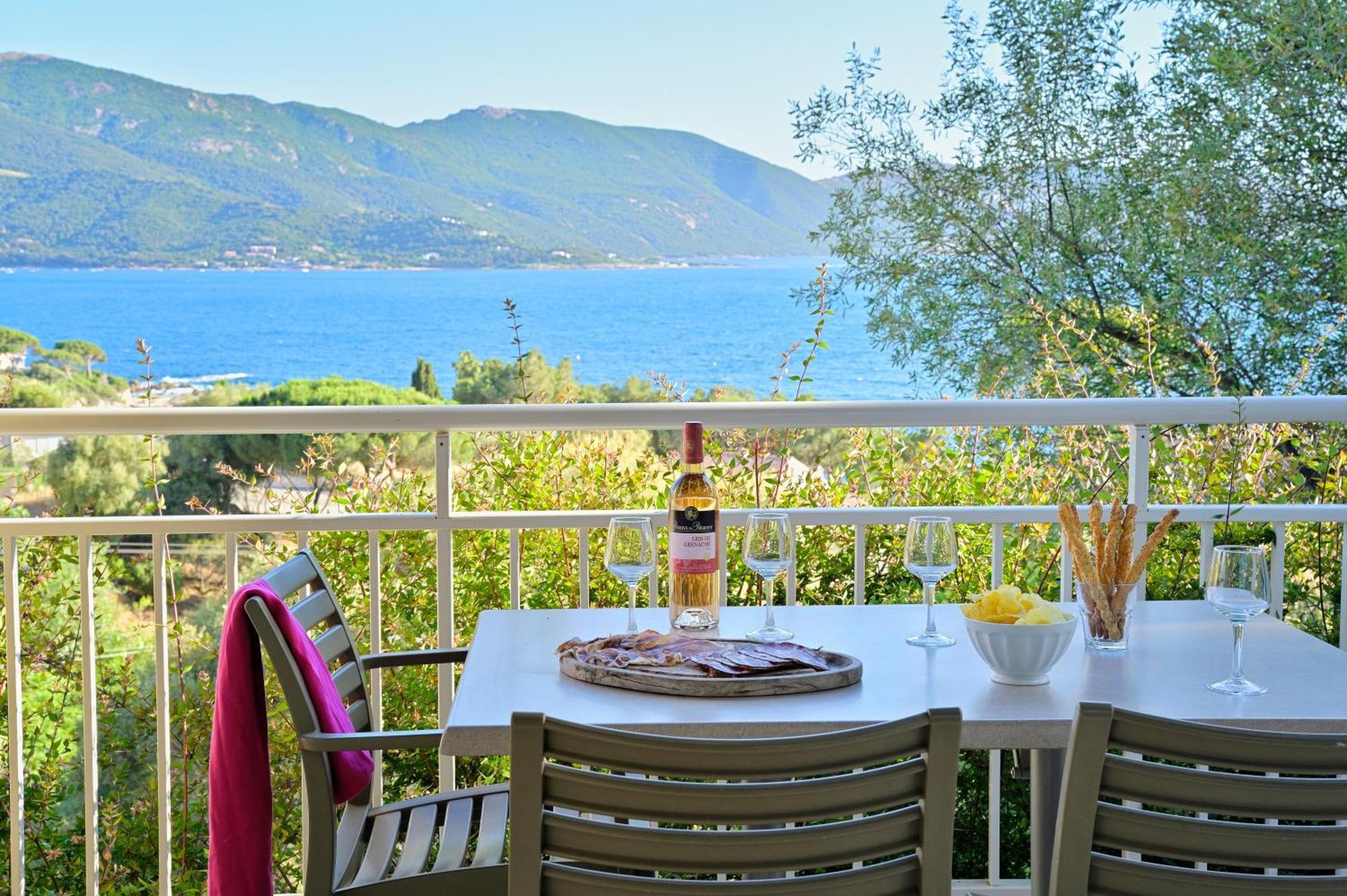 Residence Roc E Mare Tiuccia Quarto foto