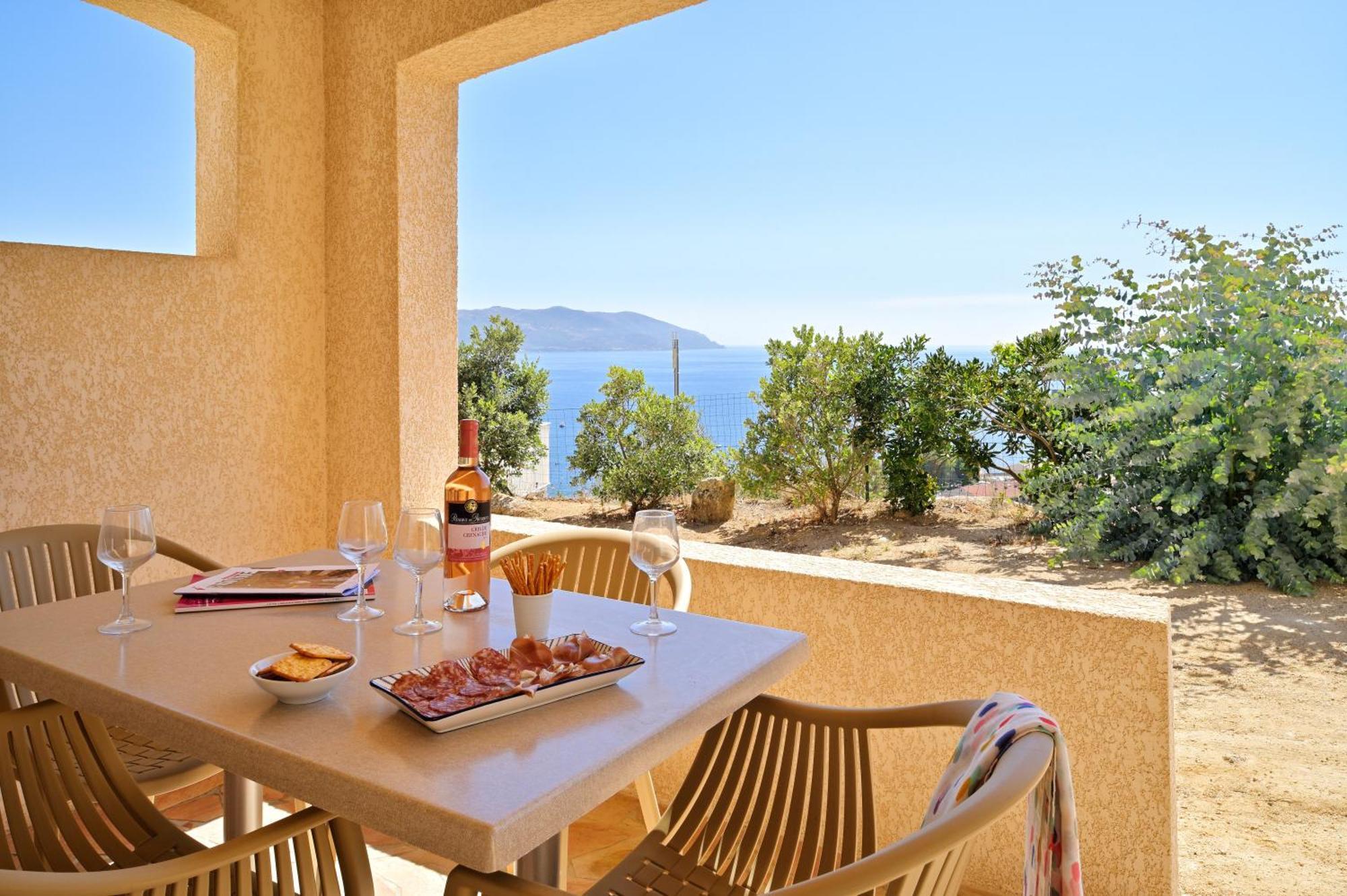 Residence Roc E Mare Tiuccia Quarto foto